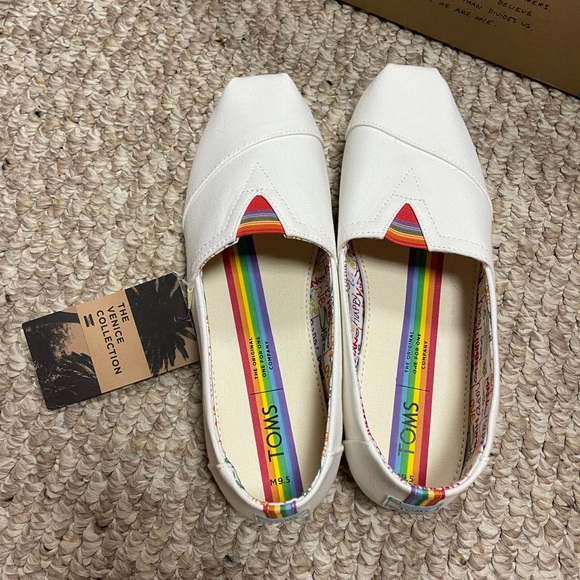 Tom’s Pride Brand New slip-on shoes - Picture 2 of 4